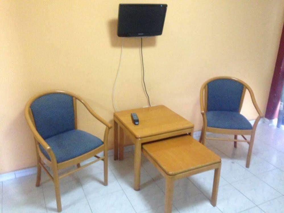 Lobelia Apartments Limassol Extérieur photo