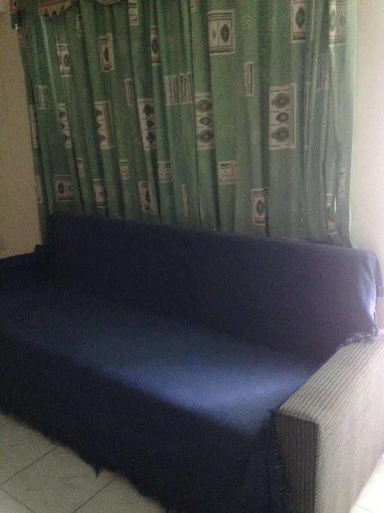 Lobelia Apartments Limassol Extérieur photo