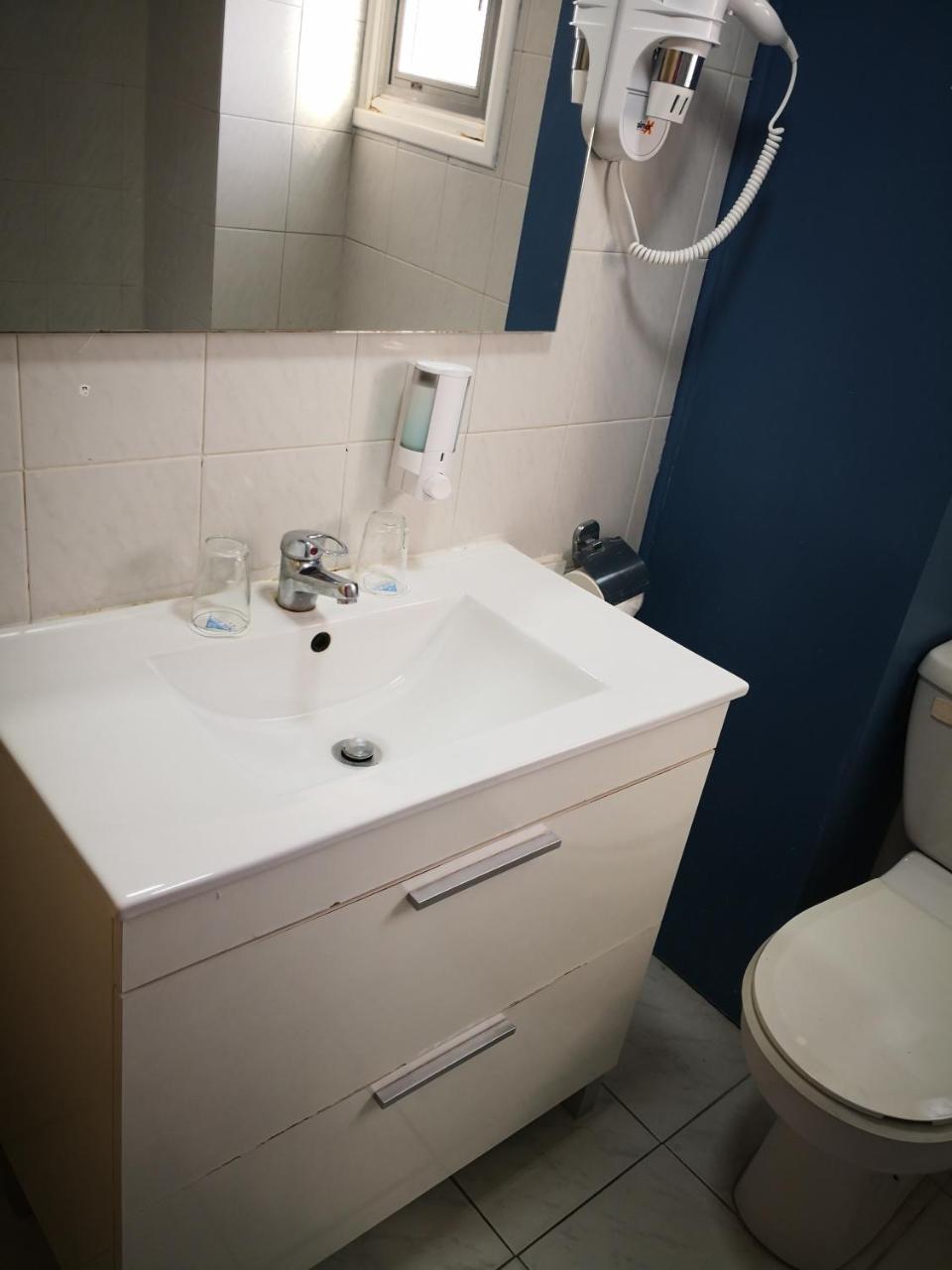 Lobelia Apartments Limassol Extérieur photo